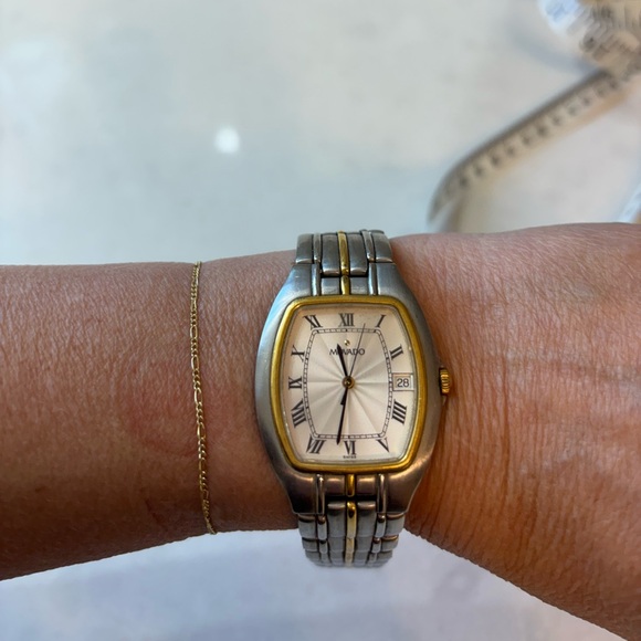 Men’s (or women’s) Movado watch - Picture 1 of 4